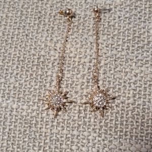 Simple, beautiful star 🌟 earring